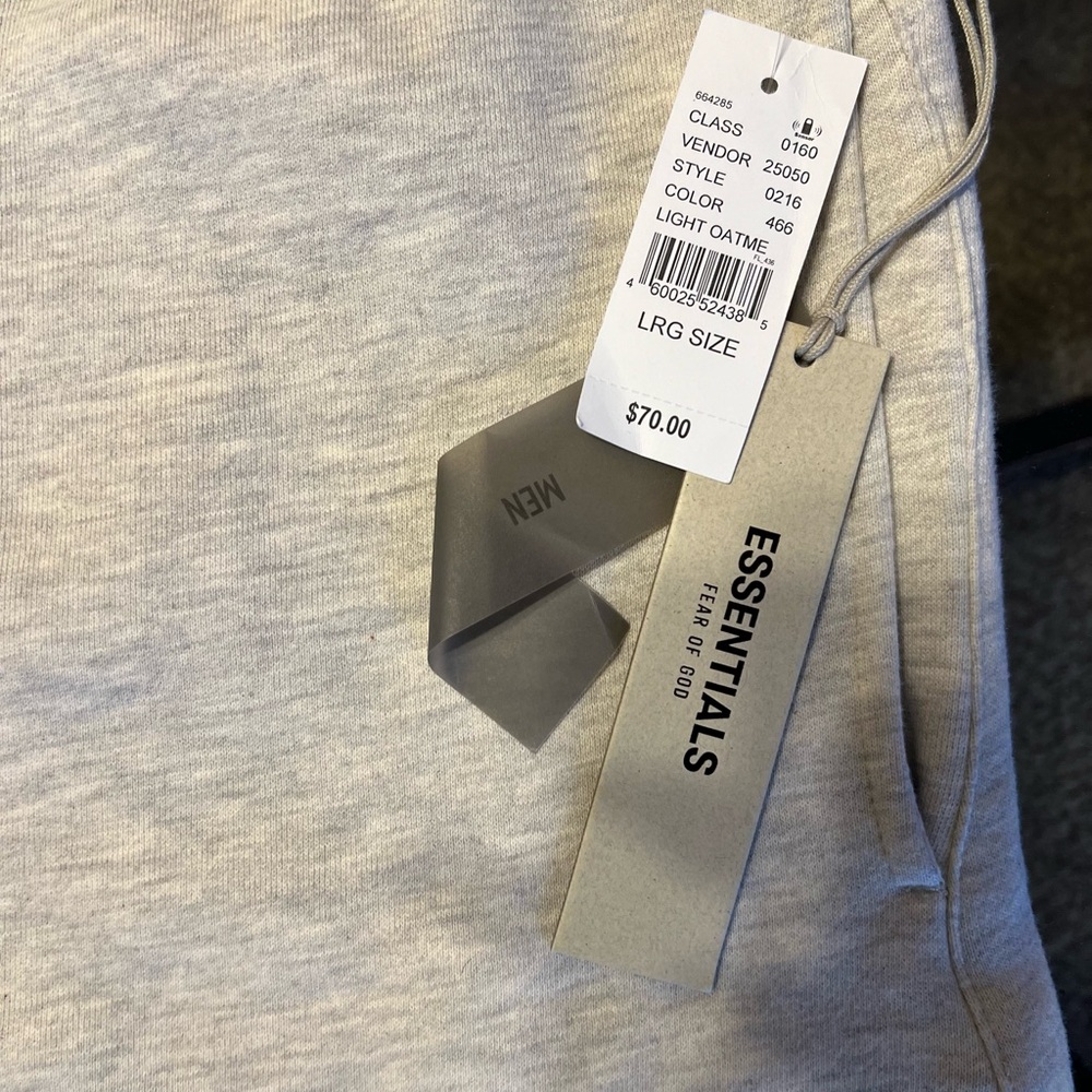 Essentials Fear Of God Light Oatmeal Sweat Shorts - Picture 2 of 5